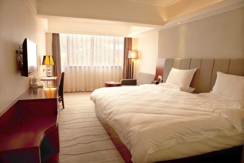 Boman Hotel Kuangcsou Kültér fotó